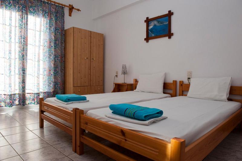 Syraina Apartments Skiathos Town Exterior photo