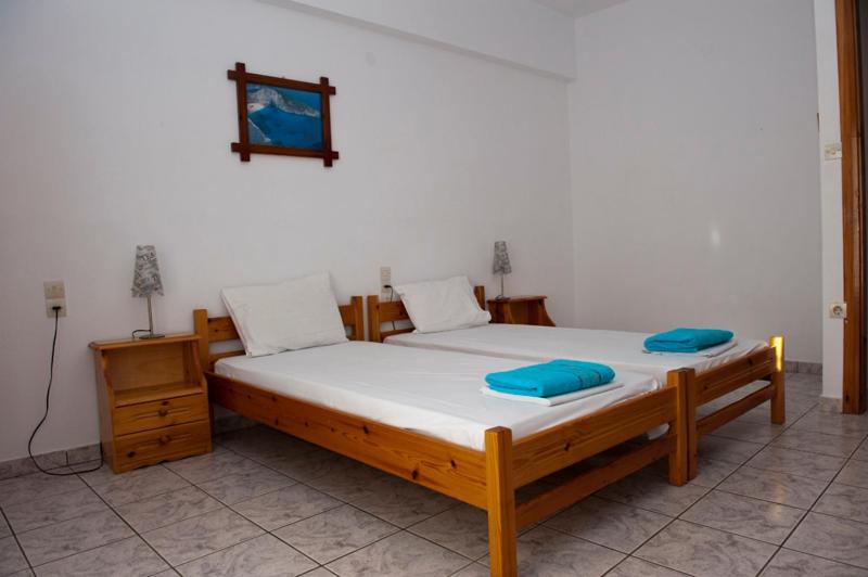 Syraina Apartments Skiathos Town Exterior photo